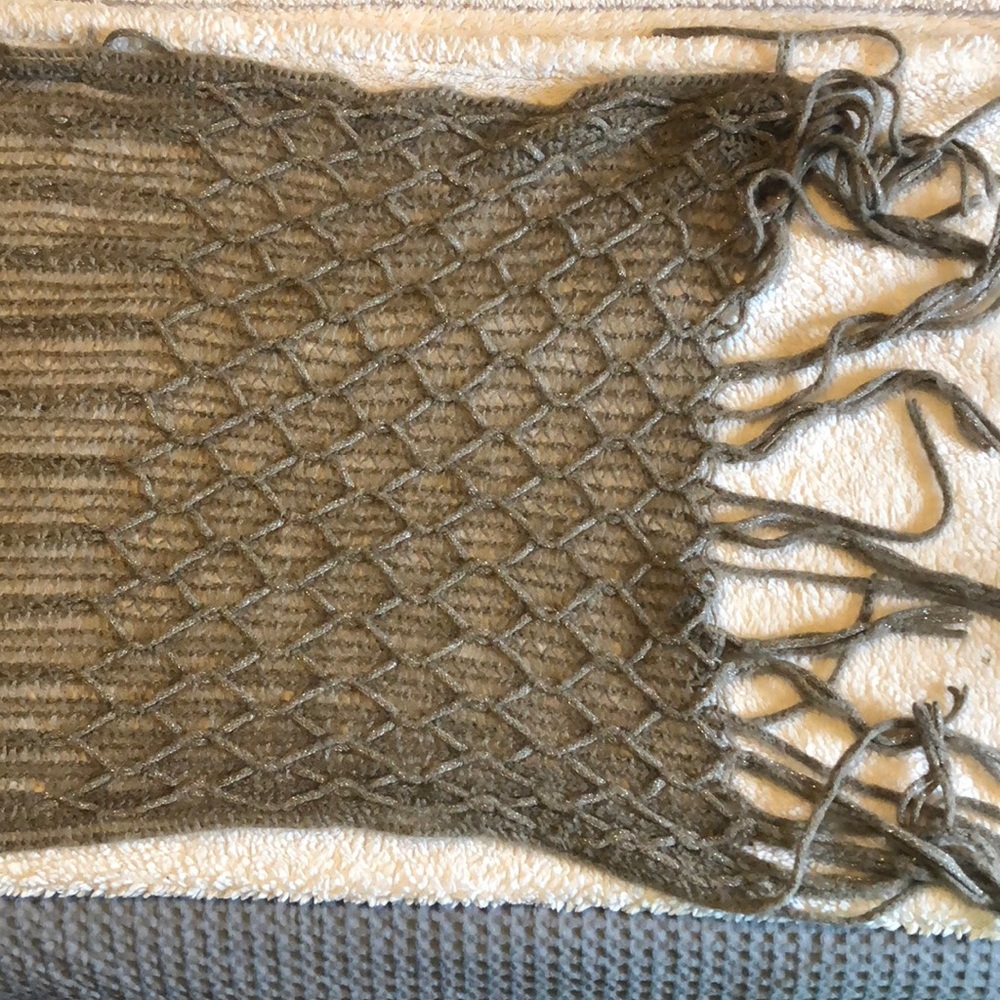 Scarf - Picture 2 of 3